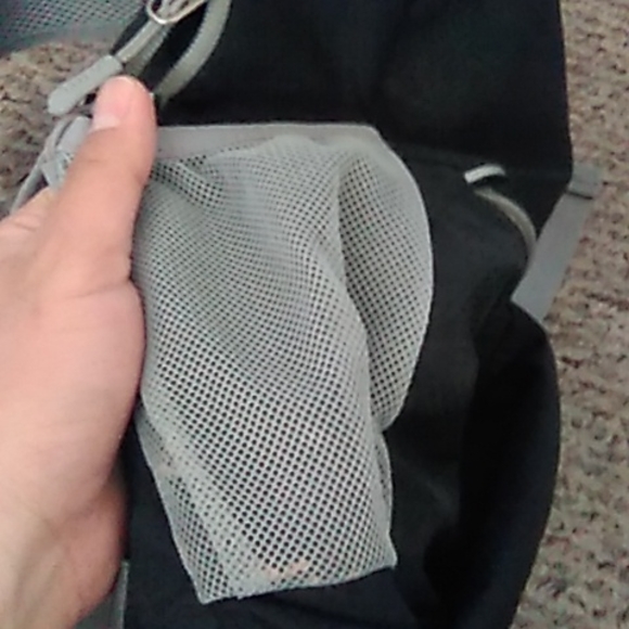 Lightweight hiking backpack - Picture 2 of 7